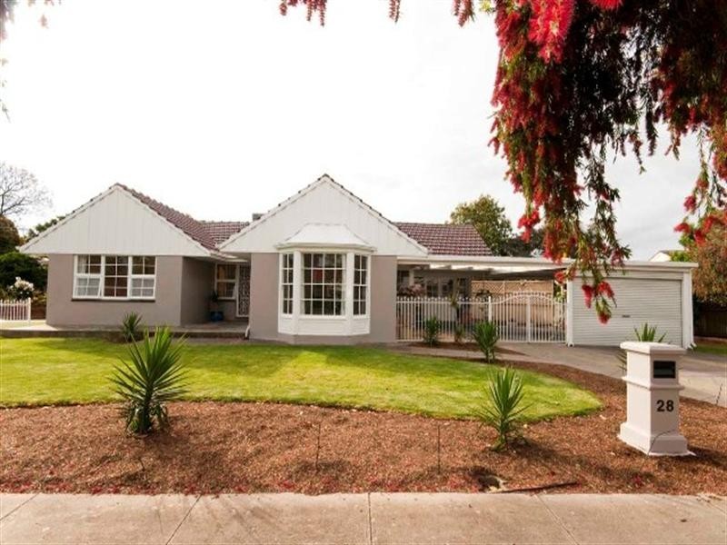 28 Chippendale Avenue, Fulham SA 5024