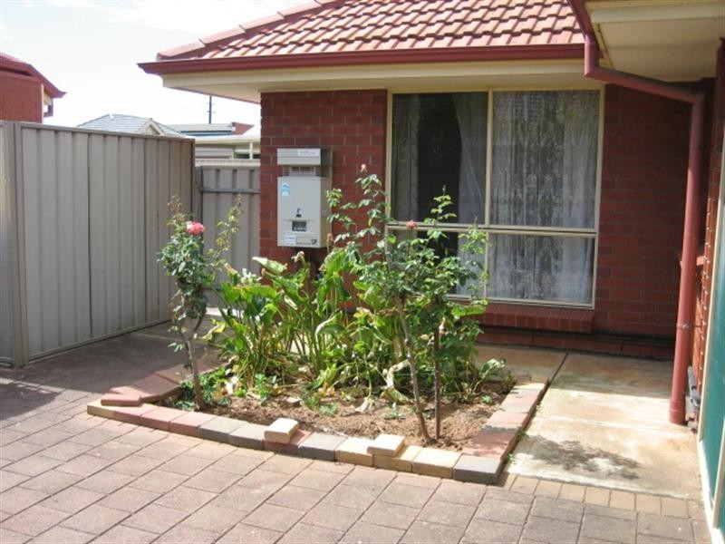 1/10 Douglas Street, Flinders Park SA 5025