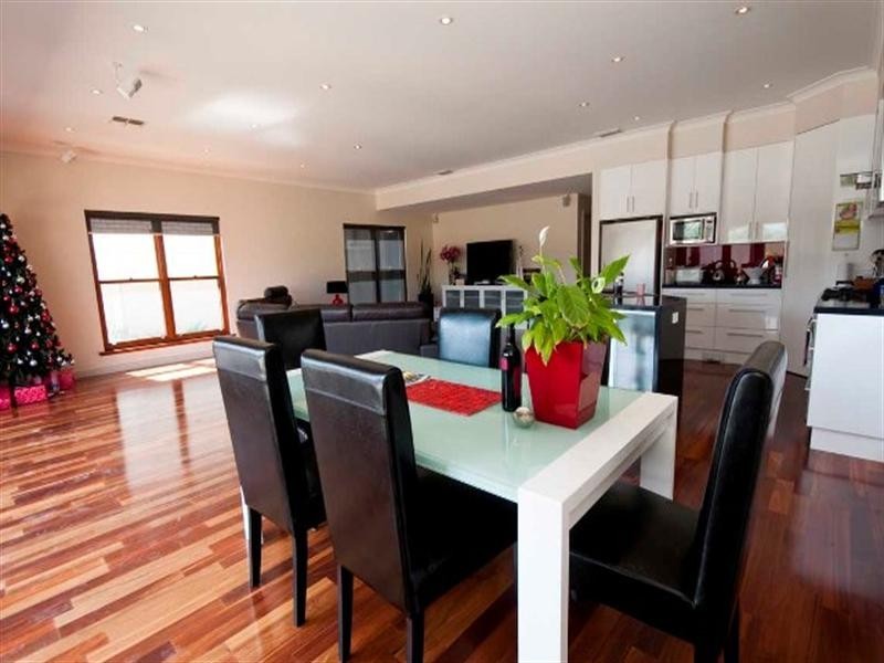 28 Simcock Street, West Beach SA 5024