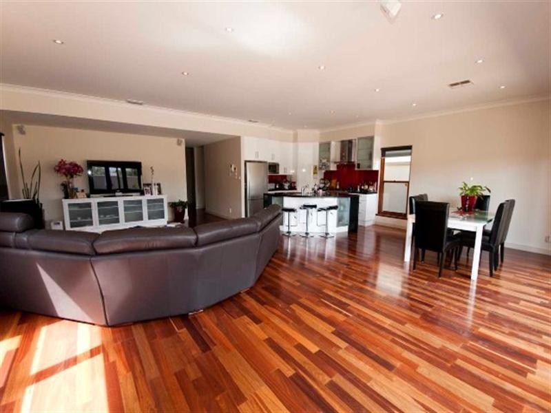 28 Simcock Street, West Beach SA 5024