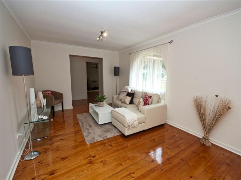 11 Rainbow Street, Hallett Cove SA 5158