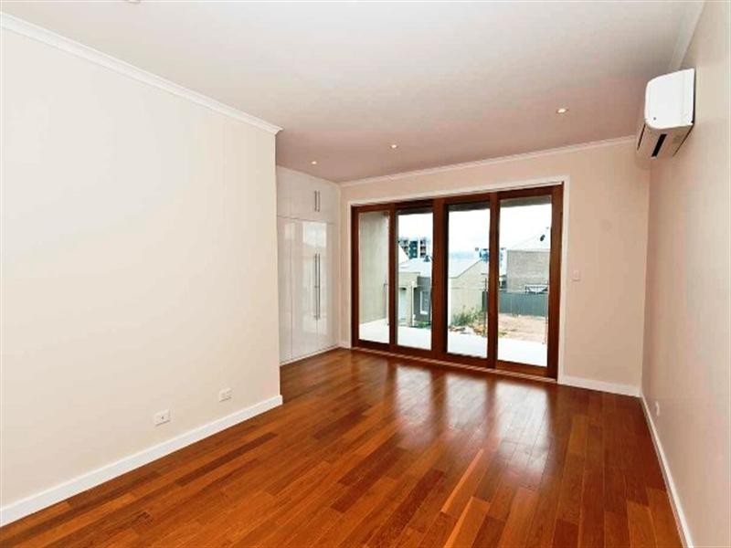 4 Parsons Court, Mawson Lakes SA 5095