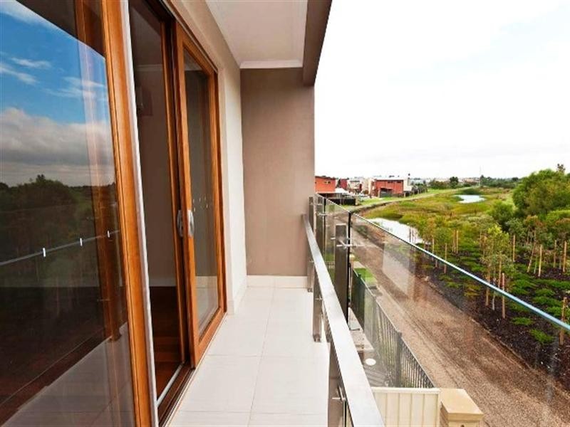 4 Parsons Court, Mawson Lakes SA 5095