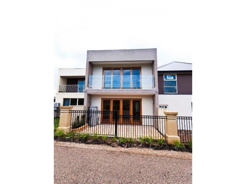 4 Parsons Court, Mawson Lakes SA 5095