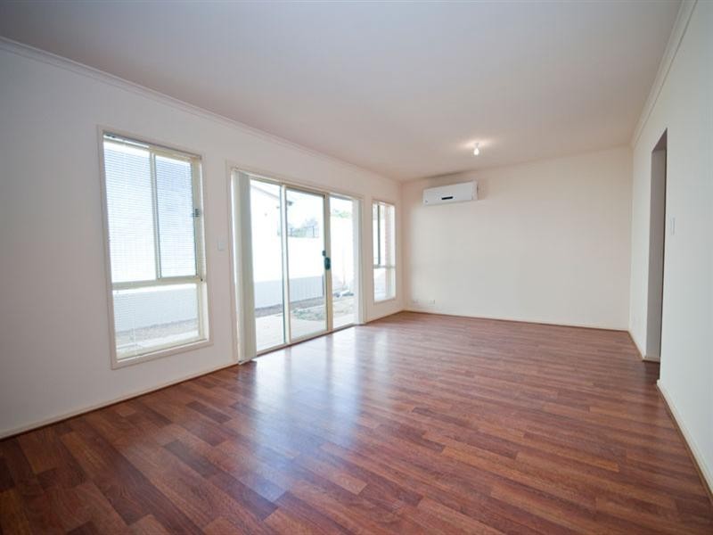 4/57 Seacombe Road, Seacombe Gardens SA 5047