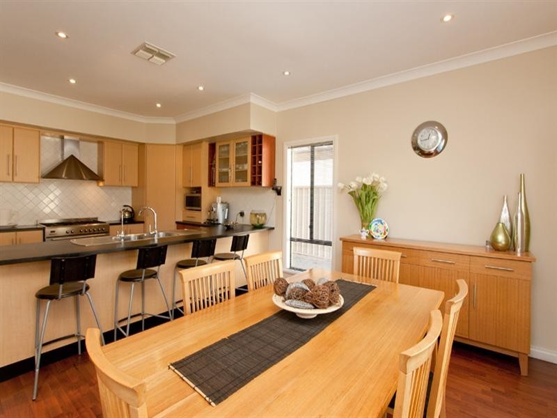 4 Simmons Crescent, Flinders Park SA 5025