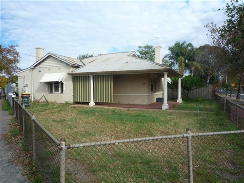 28 Railway Terrace, Mile End SA 5031