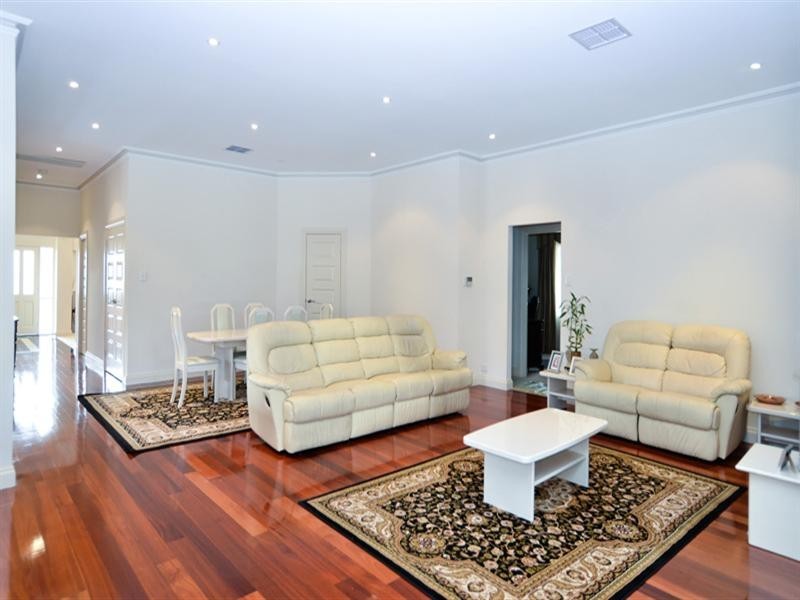 136 Kensington Road, Toorak Gardens SA 5065