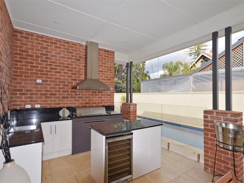 136 Kensington Road, Toorak Gardens SA 5065