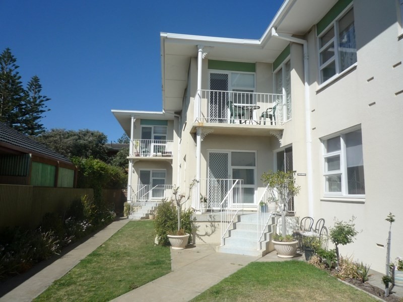 4/72 Seaview Road, West Beach SA 5024