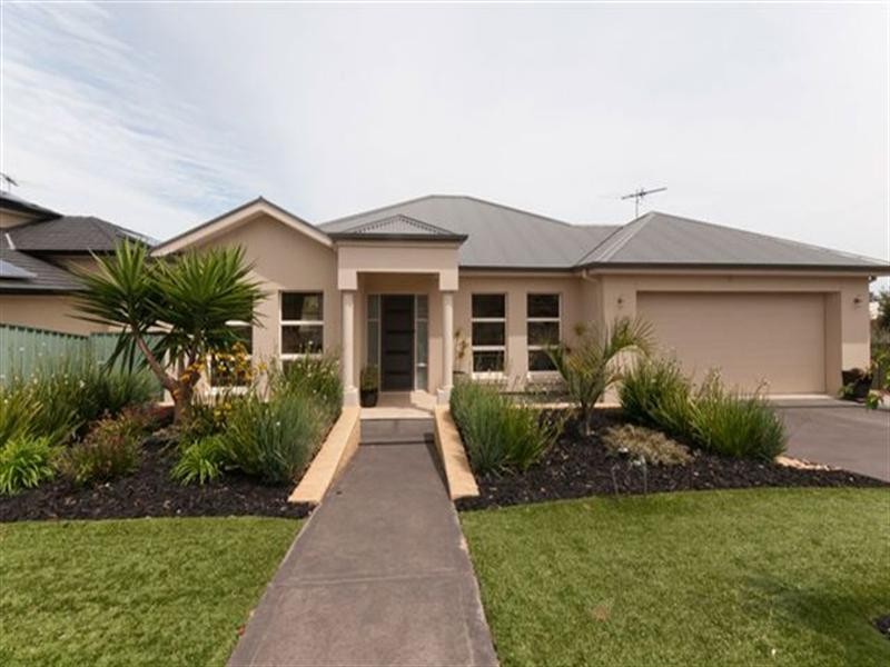 9 Stuart Court, Hallett Cove SA 5158