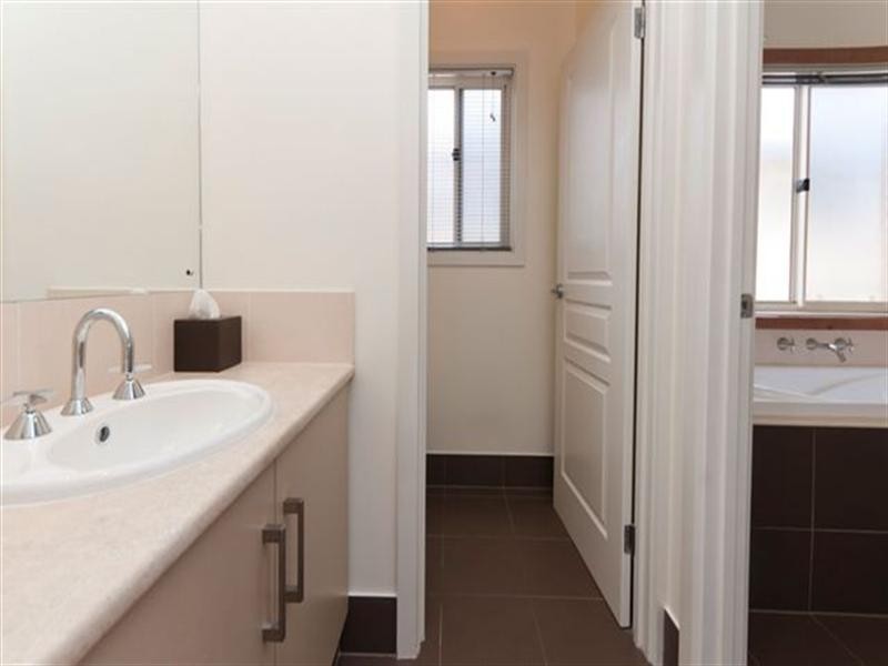 9 Stuart Court, Hallett Cove SA 5158