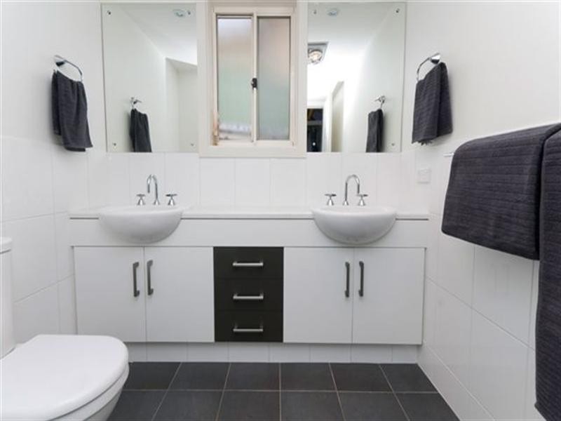 9 Stuart Court, Hallett Cove SA 5158