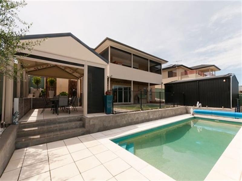 9 Stuart Court, Hallett Cove SA 5158