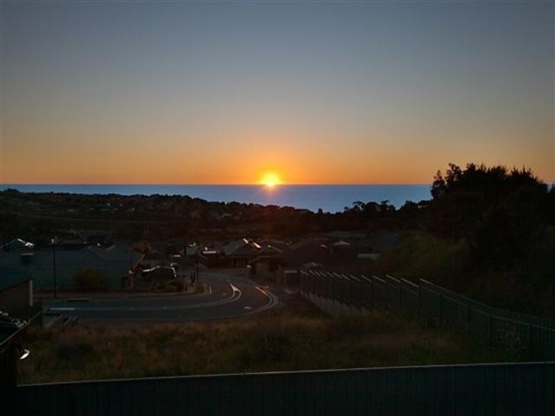 9 Stuart Court, Hallett Cove SA 5158