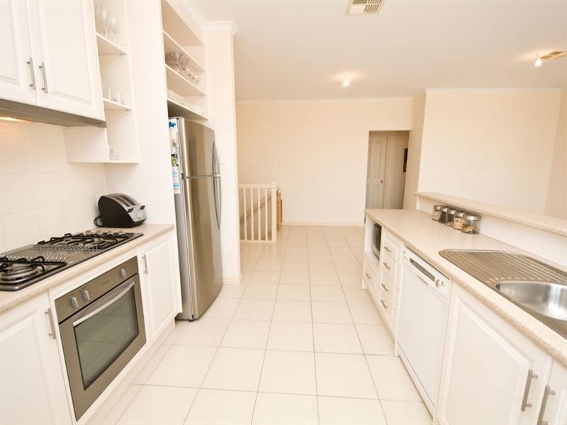 7 Noosa Court, Seaford Rise SA 5169