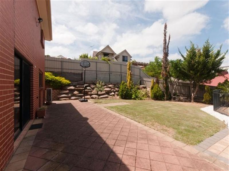 7 Sandpiper Terrace, Hallett Cove SA 5158