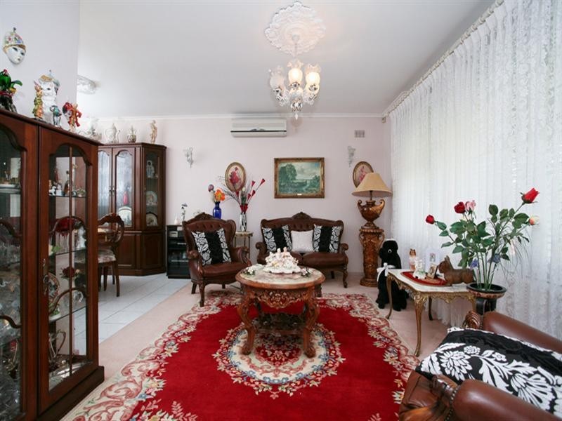 19 Lancaster Avenue, Valley View SA 5093