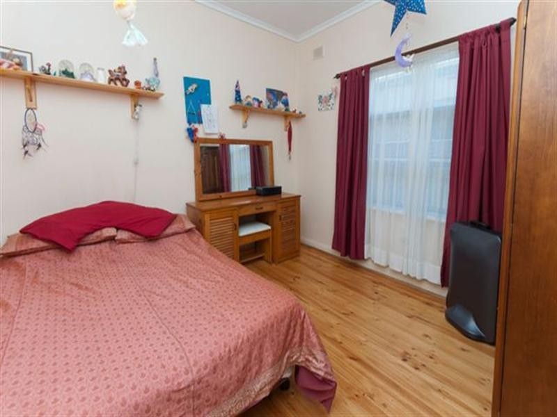 15 Gore Street, Glenelg North SA 5045