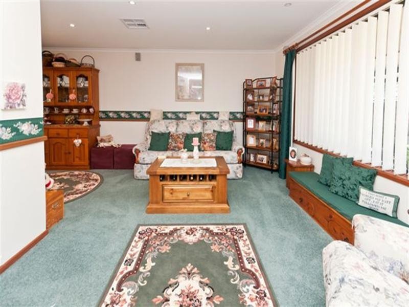 217 Reynell Road, Happy Valley SA 5159