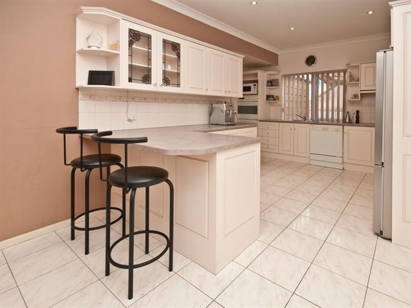 17 HMAS Australia Road, Henley Beach South SA 5022