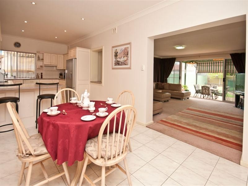 17 HMAS Australia Road, Henley Beach South SA 5022