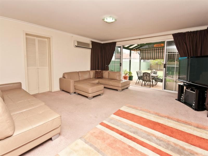 17 HMAS Australia Road, Henley Beach South SA 5022