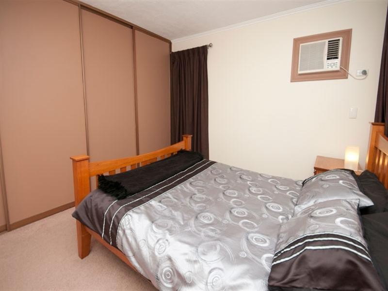 17 HMAS Australia Road, Henley Beach South SA 5022