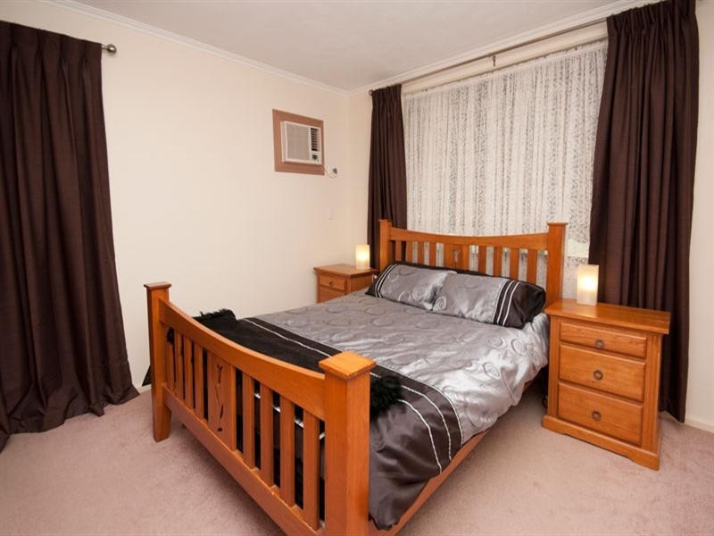 17 HMAS Australia Road, Henley Beach South SA 5022