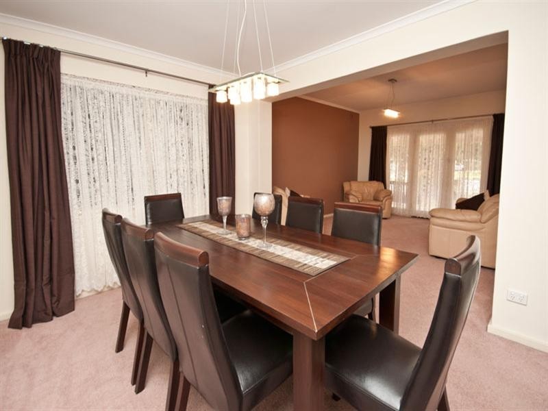 17 HMAS Australia Road, Henley Beach South SA 5022