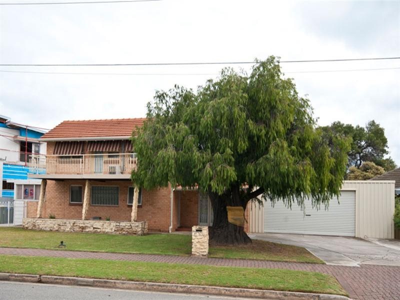 17 HMAS Australia Road, Henley Beach South SA 5022
