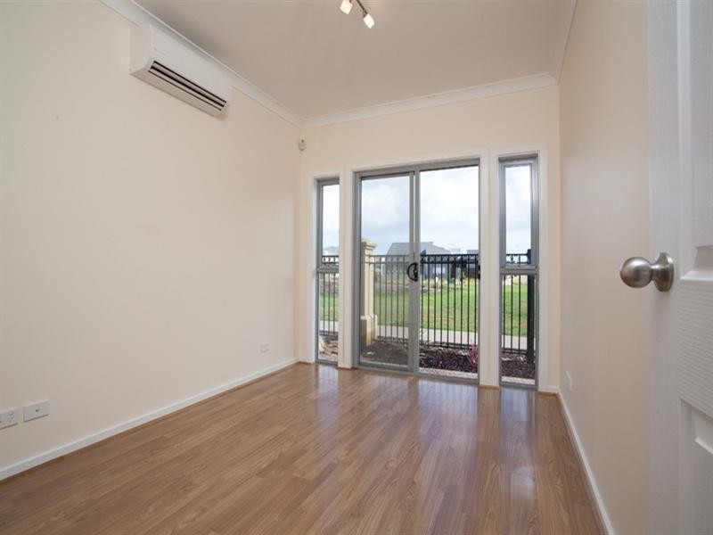 1/68 Franklin Avenue, Mawson Lakes SA 5095