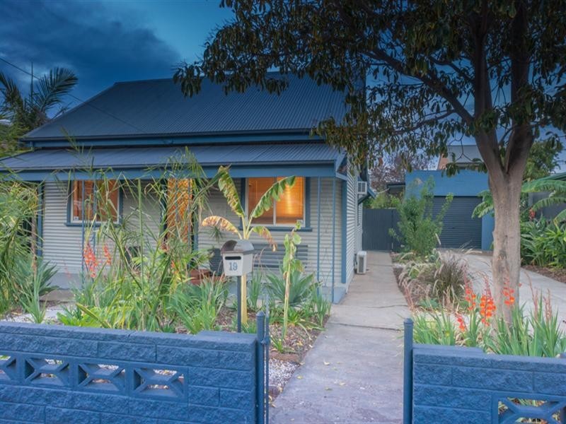 19 Rosetta Street, Glanville SA 5015
