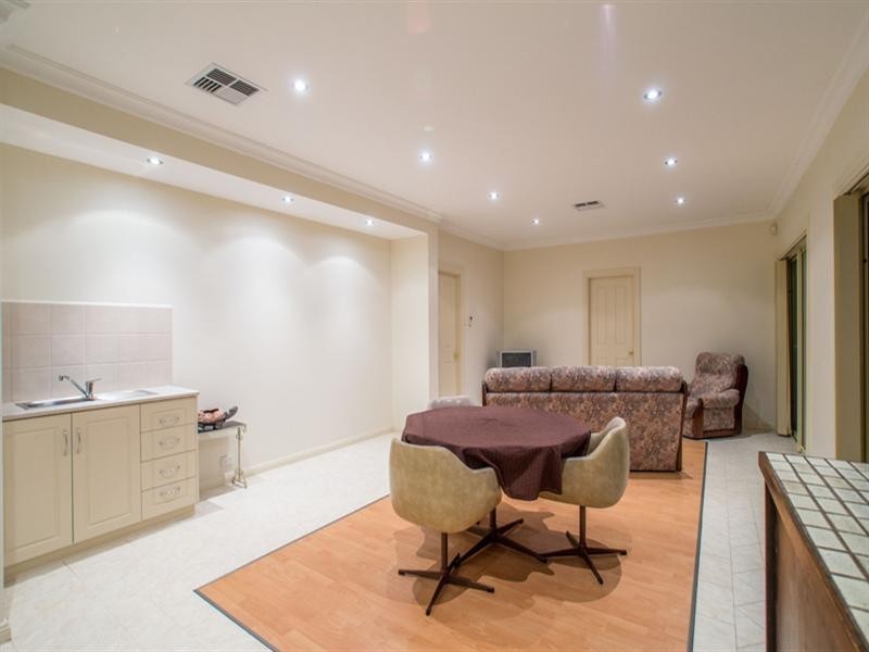 17 Third Avenue, Ascot Park SA 5043
