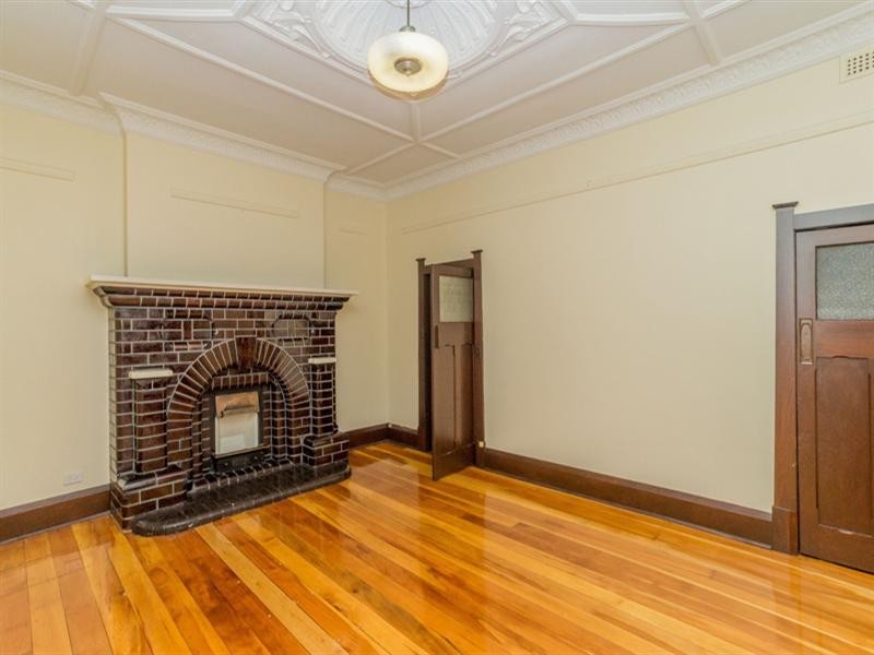 110 East Avenue, Beverley SA 5009