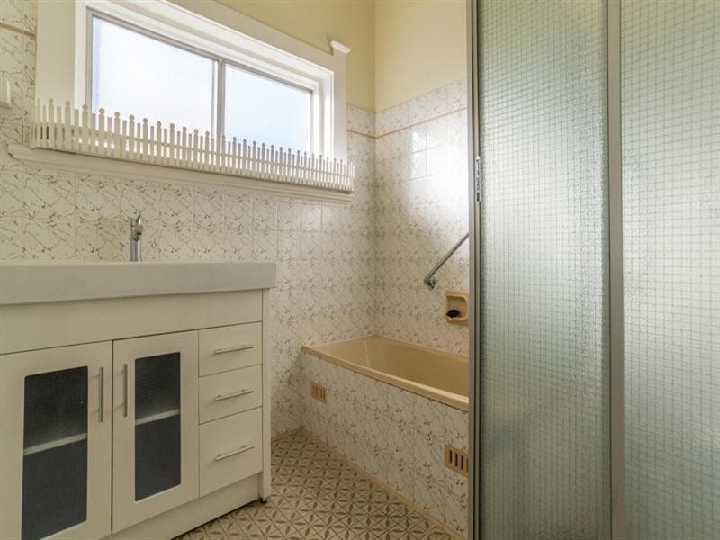 110 East Avenue, Beverley SA 5009