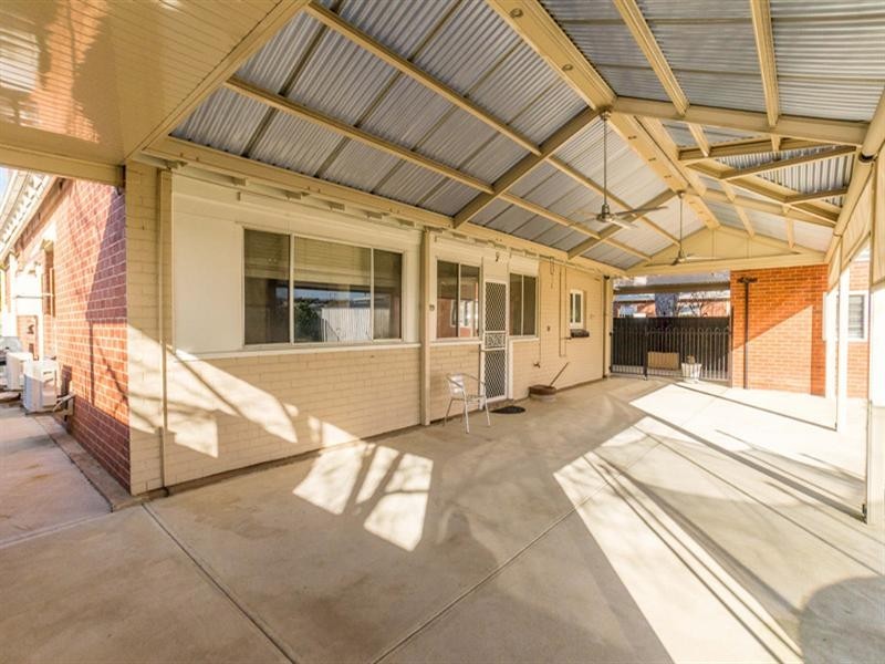 110 East Avenue, Beverley SA 5009