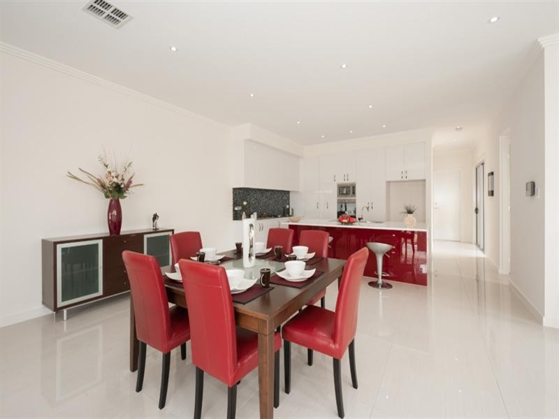 17 Northey Avenue, Henley Beach SA 5022