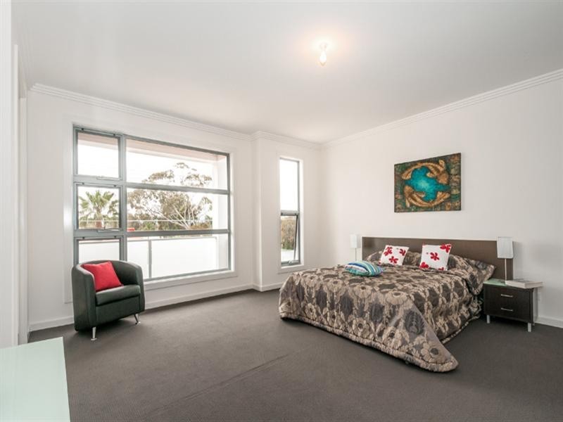 17 Northey Avenue, Henley Beach SA 5022