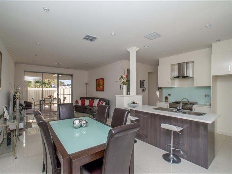 130 Cudmore Terrace, Henley Beach SA 5022