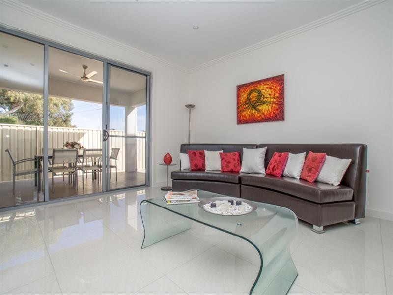 130 Cudmore Terrace, Henley Beach SA 5022