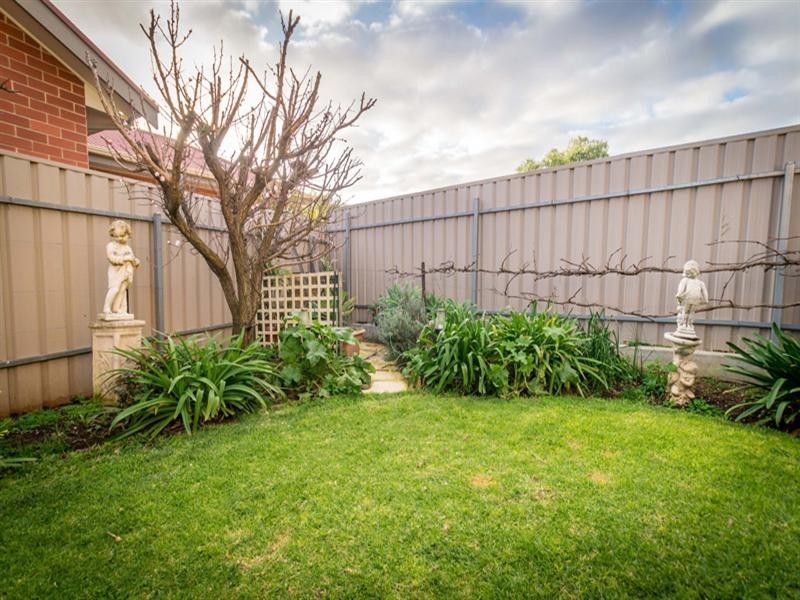 15 Winchester Avenue, Magill SA 5072
