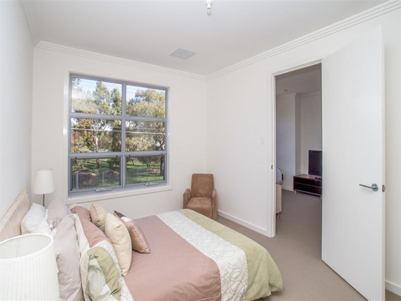 2A Lawrie Street, Henley Beach SA 5022