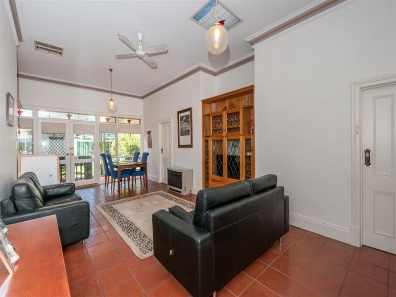 37 King Street, Mile End SA 5031