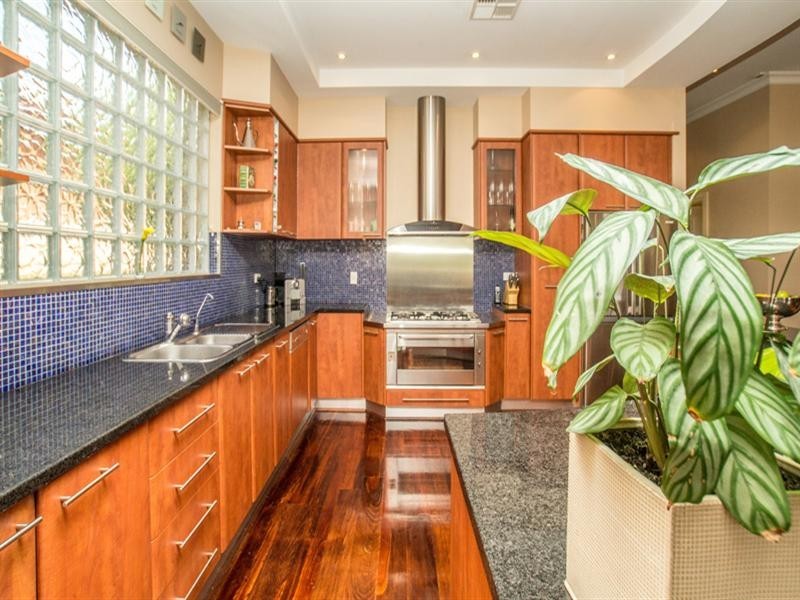 27 Welland Avenue, Welland SA 5007