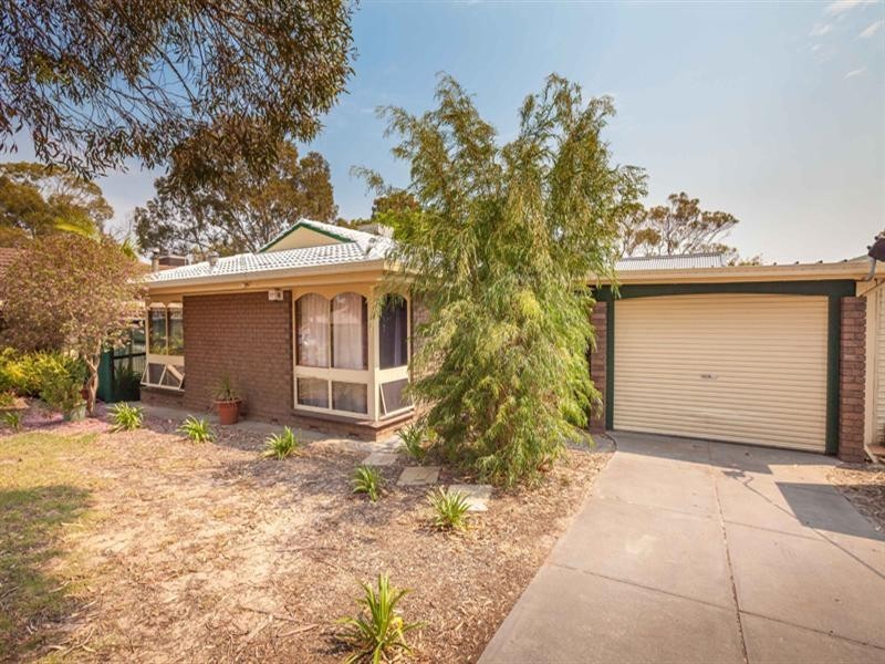 15 Fraser Avenue, Happy Valley SA 5159