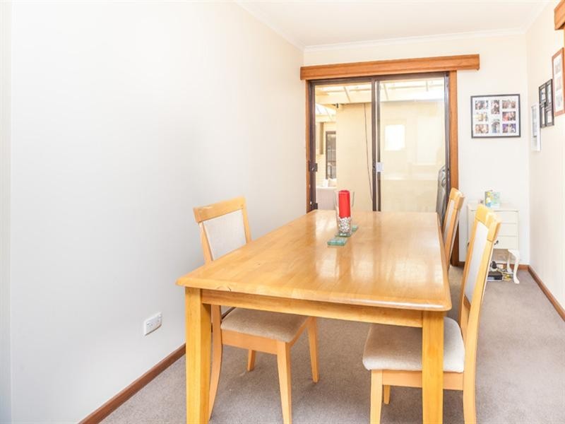 15 Fraser Avenue, Happy Valley SA 5159