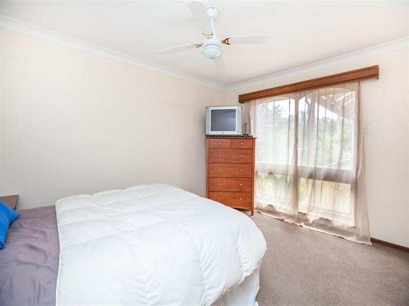 15 Fraser Avenue, Happy Valley SA 5159