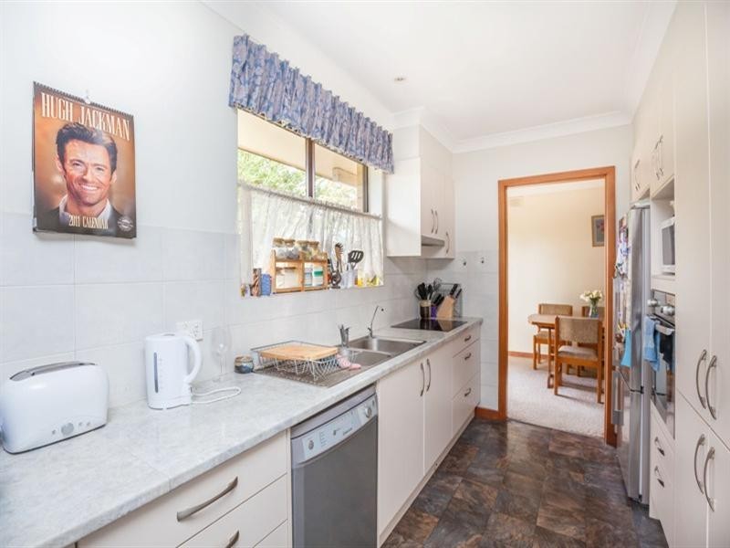 25 Sedunary Road, Morphett Vale SA 5162