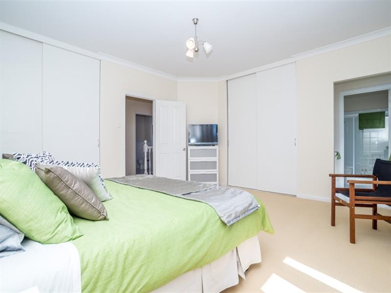 33 Railway Terrace, Mile End SA 5031